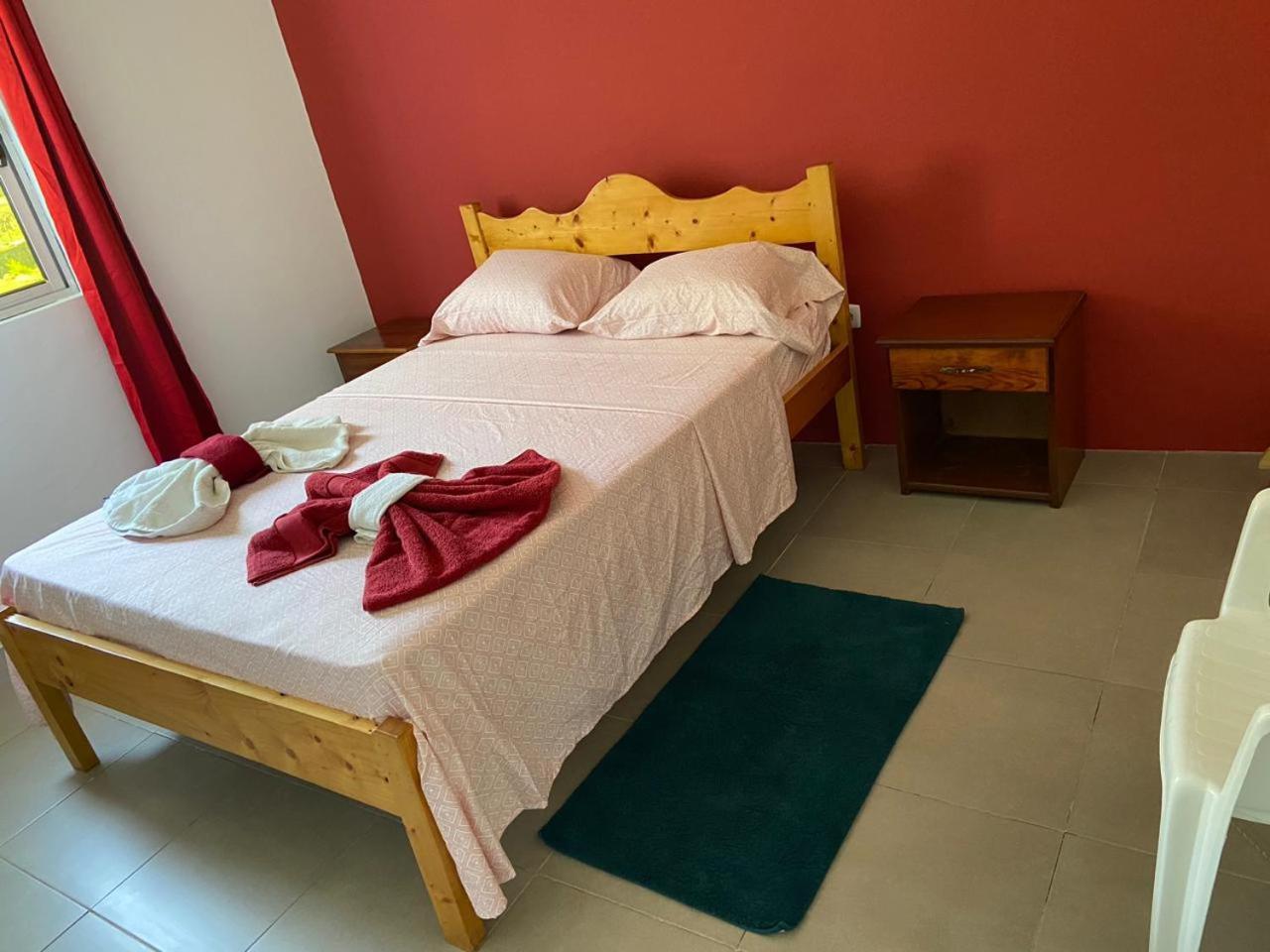 Bed and Breakfast Casa Ze & Sonia Portela Exterior foto